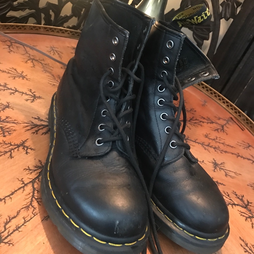 Dr.Martens black boots 8 holes size Womens 8